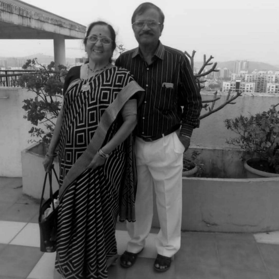 Dr. Surendra Parasnis